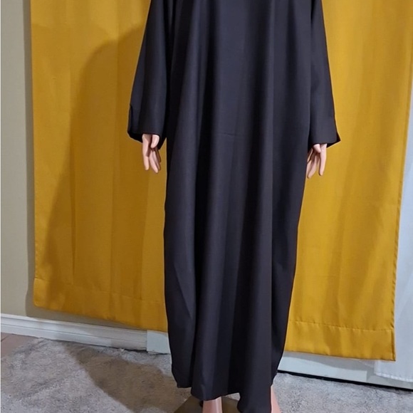 Elegant Navy Blue Maxi Dress - Picture 4 of 5